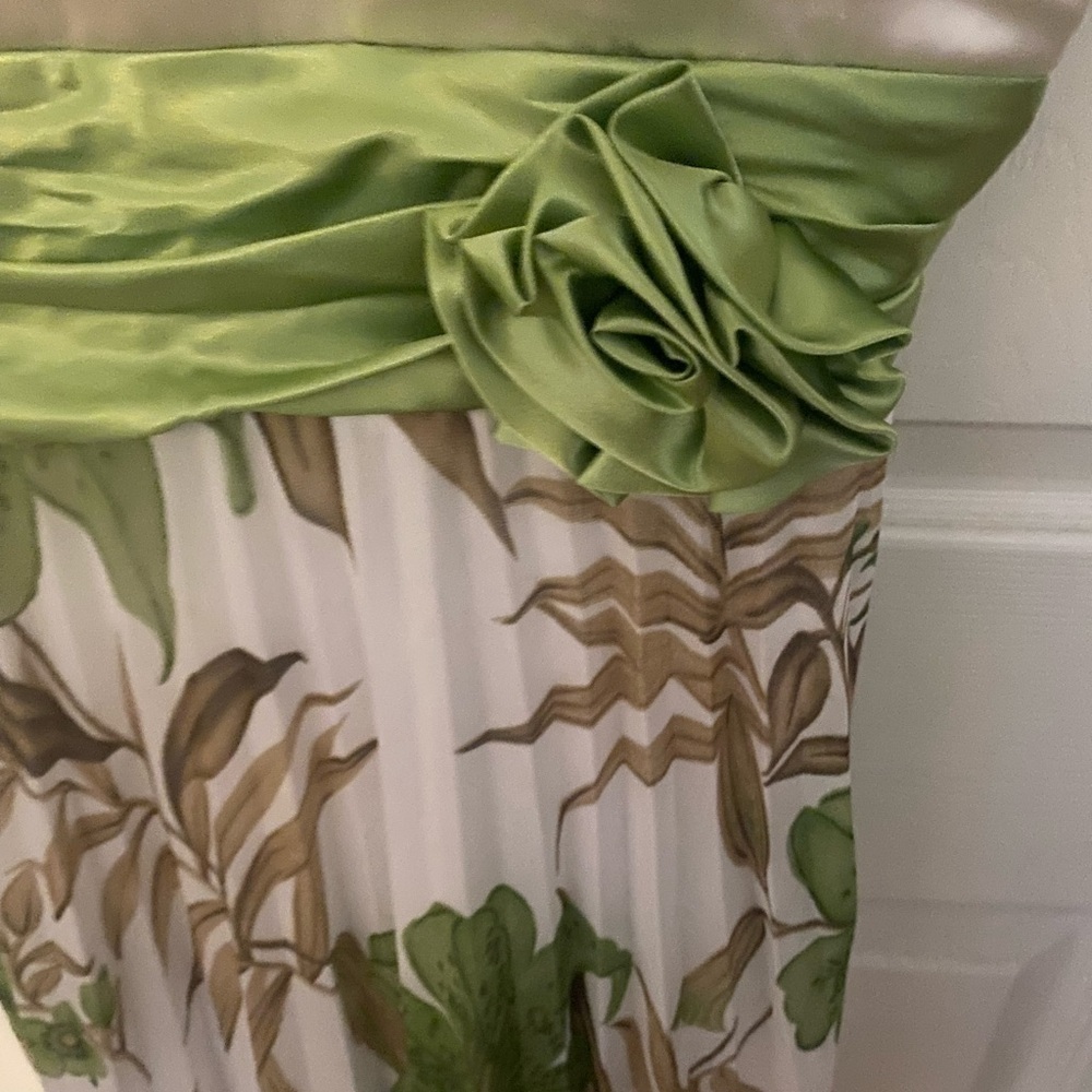 Xtraordinary Cream Camisole Dress with Bustier Pleated Design - Picture 8 of 8